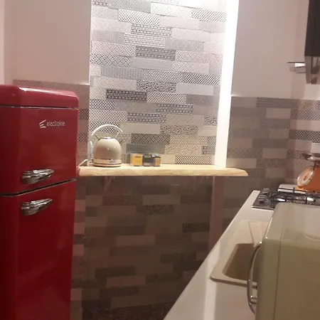 Maria's Apartment, Just Renovated! 아파트 *
