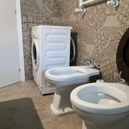 아파트 Maria's Apartment, Just Renovated!